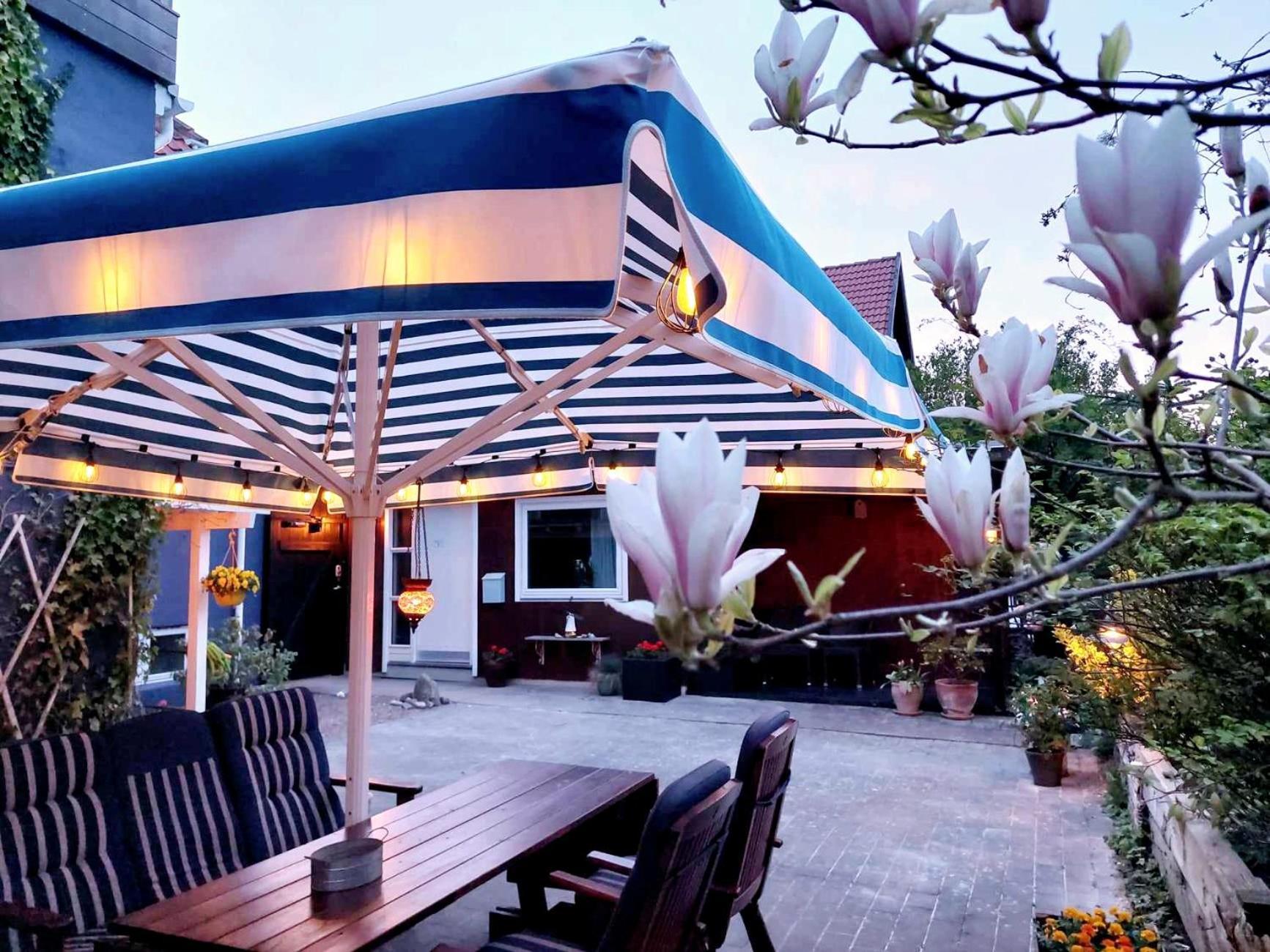 Гостевой дом 'blue House' In Vintage Villa&garden Копенгаген